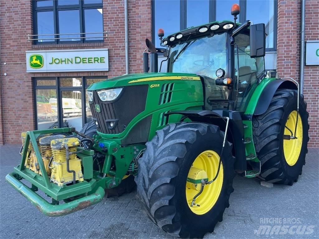 John Deere 6215R 트랙터