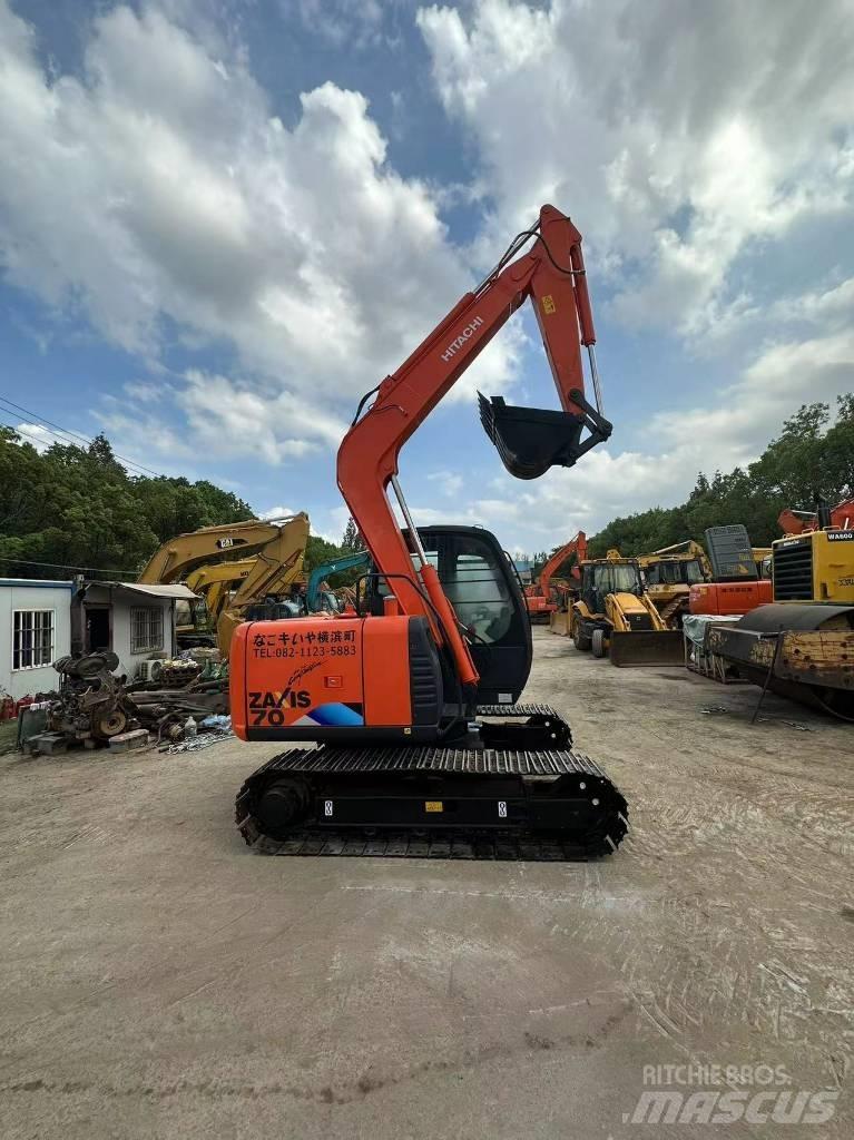 Hitachi ZX 70 대형 굴삭기 29톤 이상