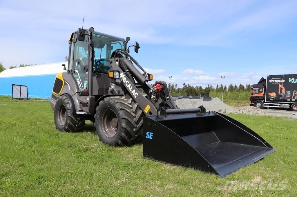 Mecalac MCL8  휠로우더