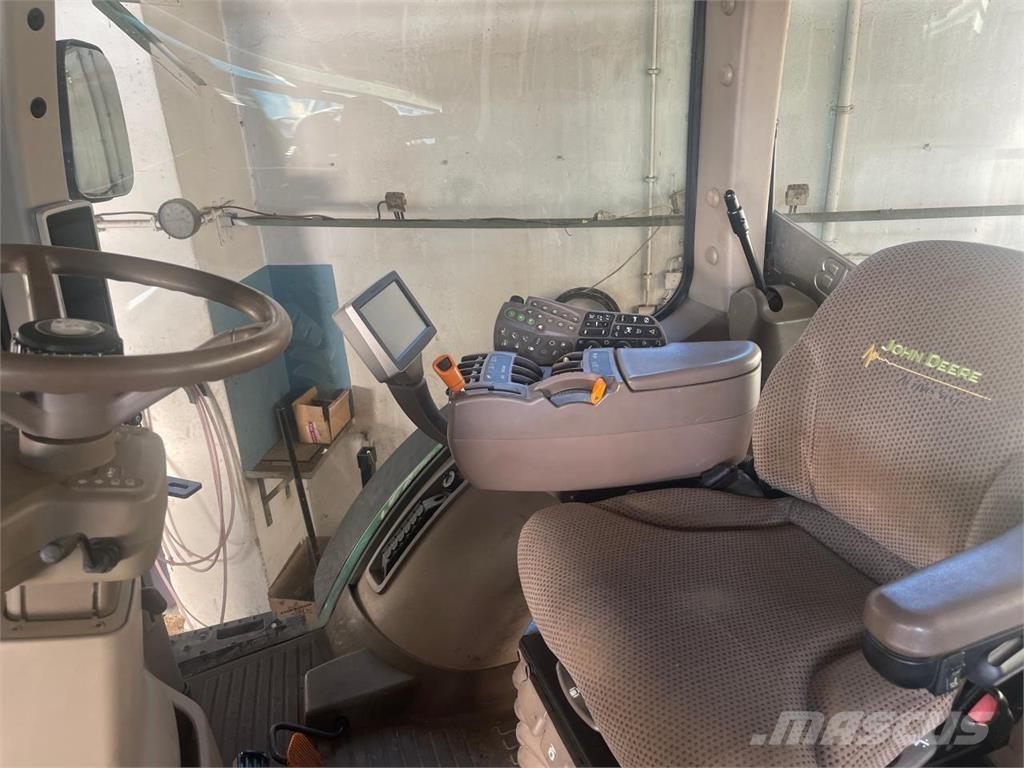 John Deere 7230 R 트랙터