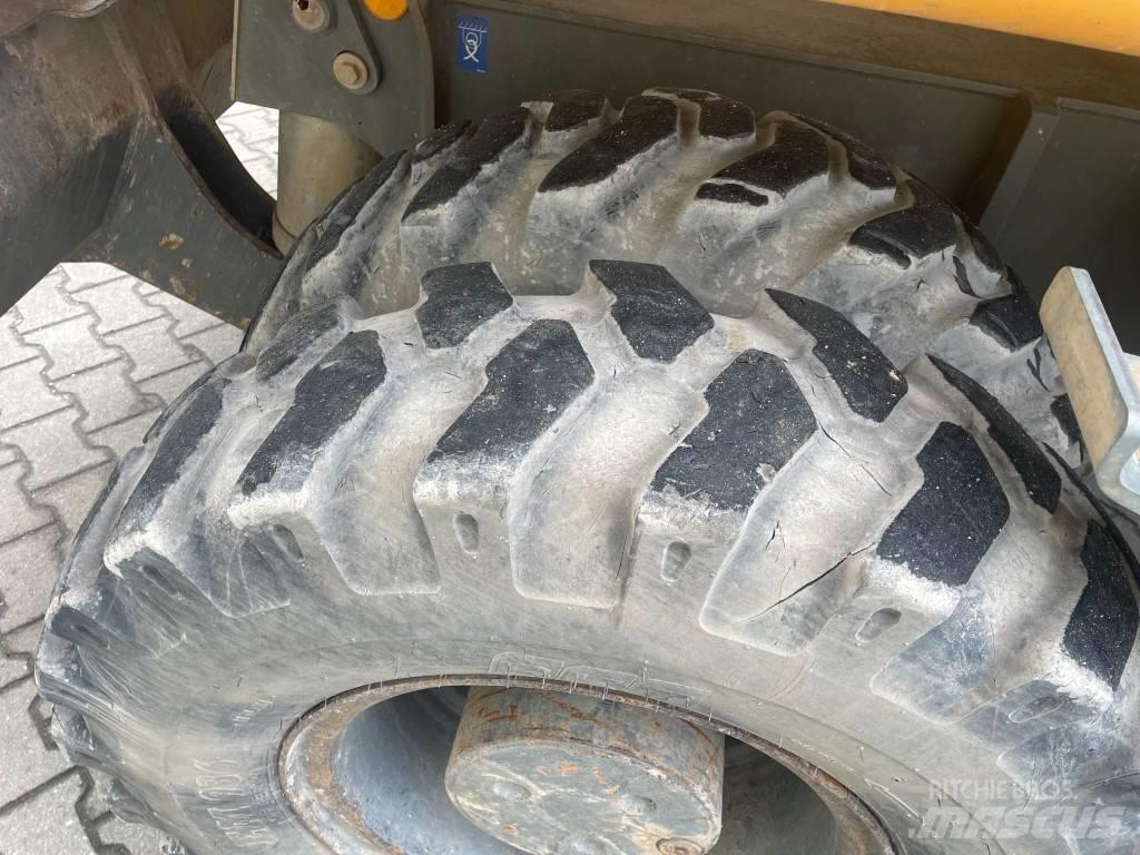 Liebherr A 918  휠 굴삭기