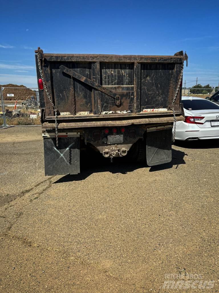 Ford F 650 덤프 트럭