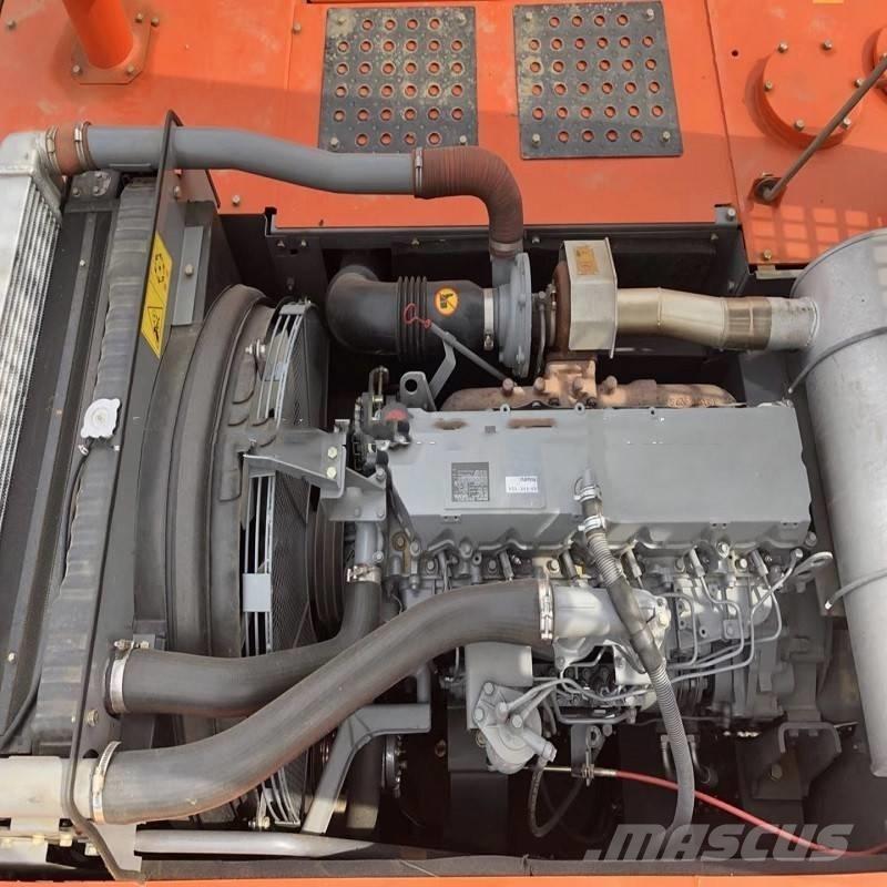 Hitachi ZX 350 대형 굴삭기 29톤 이상