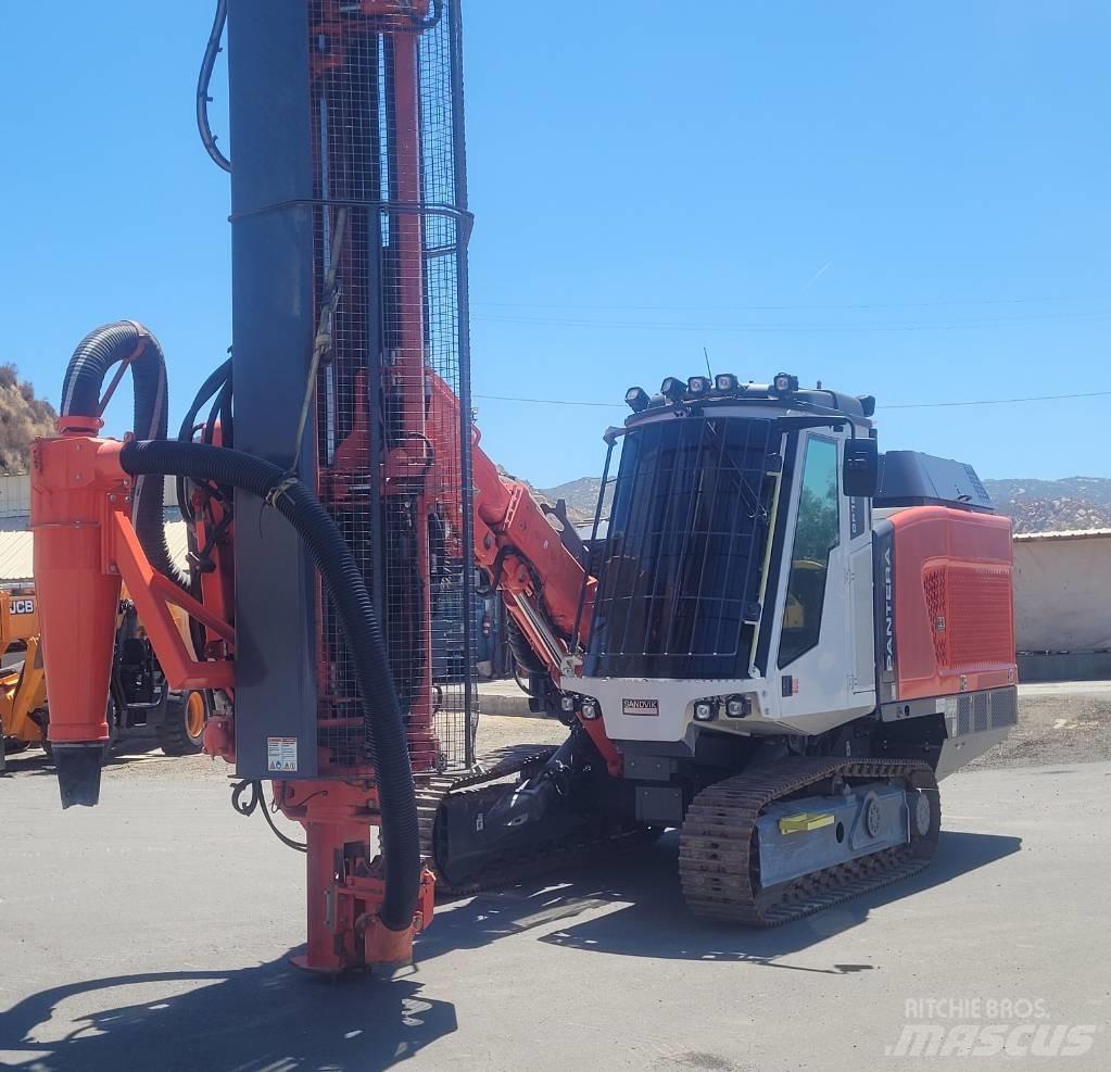 Tamrock PANTERA 1500 도로 굴착기