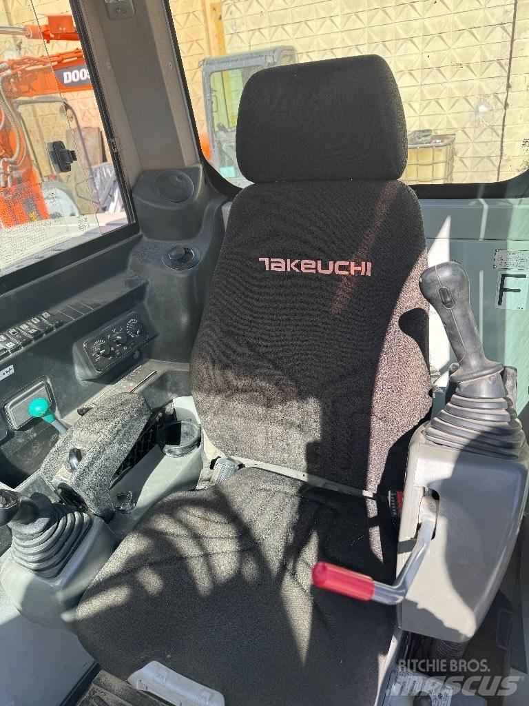 Takeuchi TB290 중형굴삭기 7톤-28톤