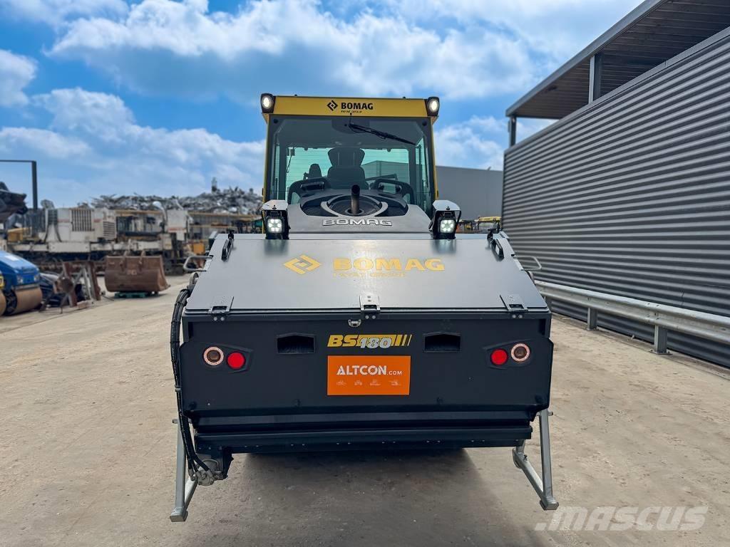 Bomag BW 174 AP-4V 트윈 드럼 롤러