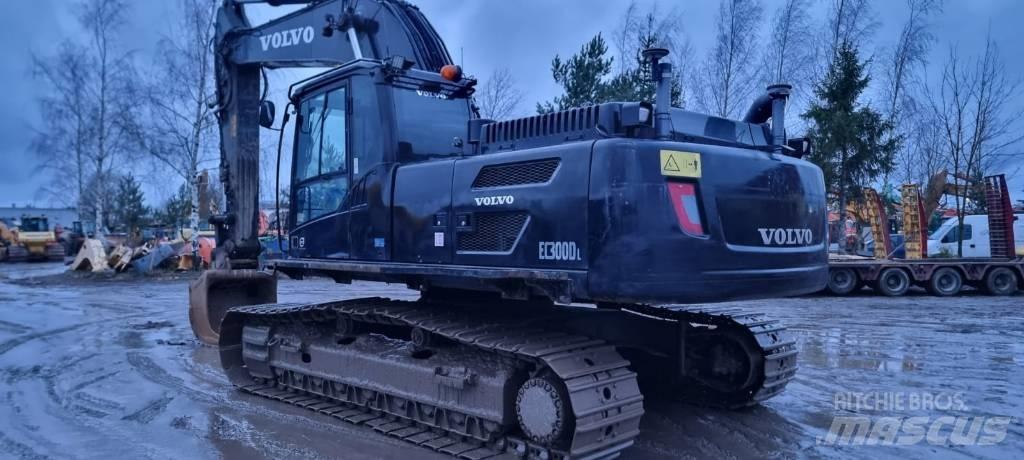 Volvo EC 300 D L 대형 굴삭기 29톤 이상