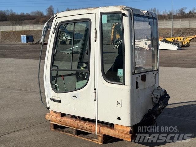 Liebherr A 924 C CAB 캐빈 및 인테리어