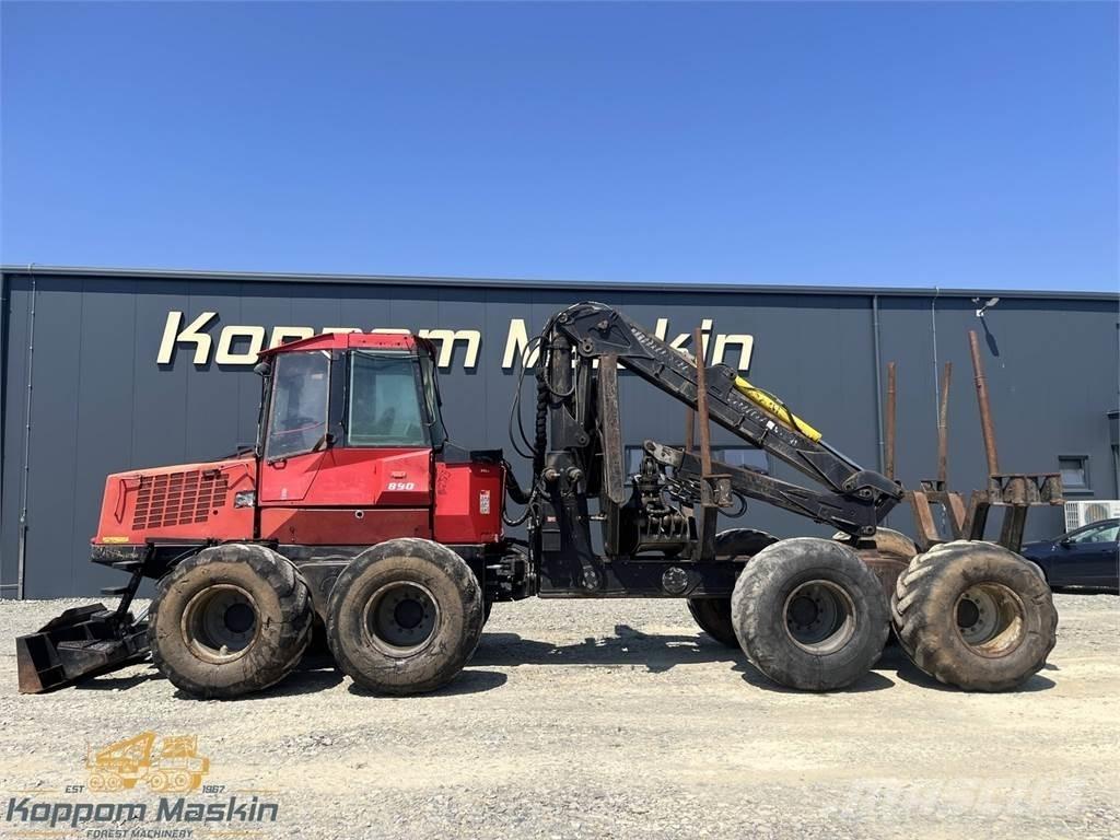 Valmet 890.1 원목 포워더