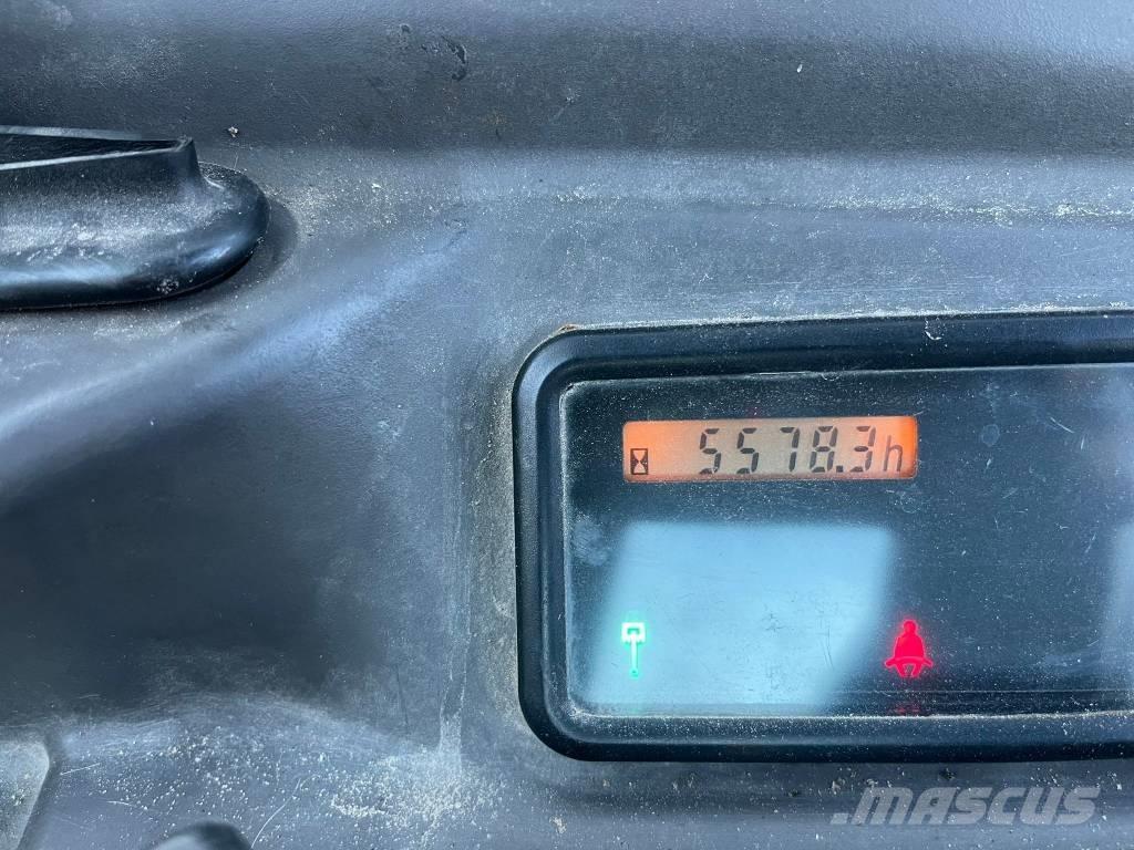 Volvo ECR 25 D 소형 굴삭기 7톤 미만