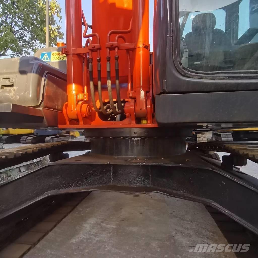 Hitachi ZX 120 대형 굴삭기 29톤 이상