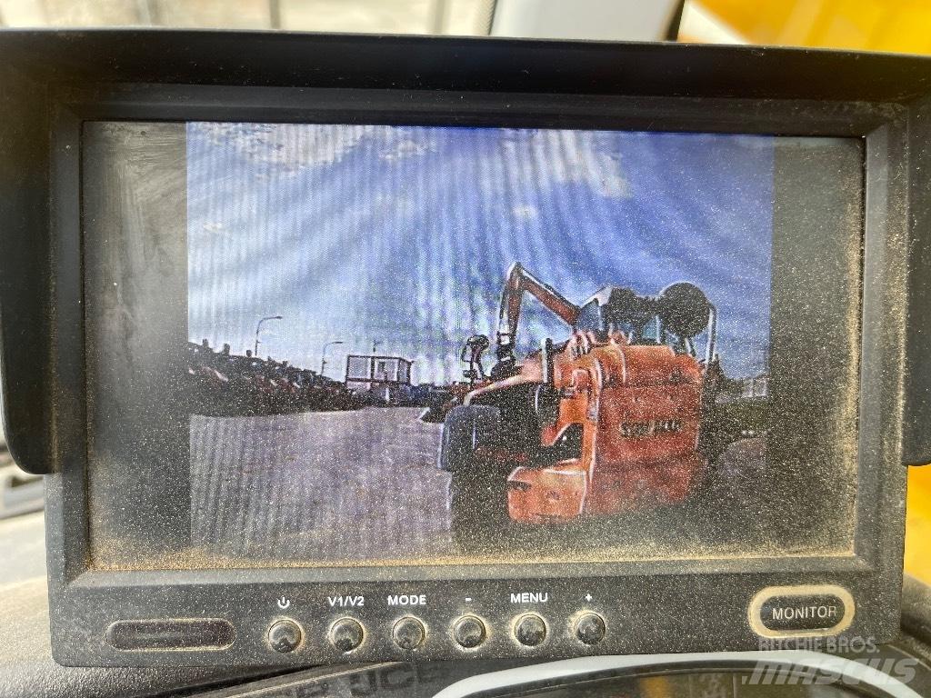 JCB 535-140 텔러 핸들러