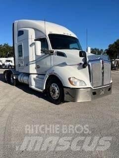Kenworth T680 트랙터 유닛