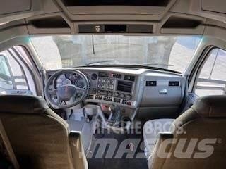 Kenworth T680 트랙터 유닛