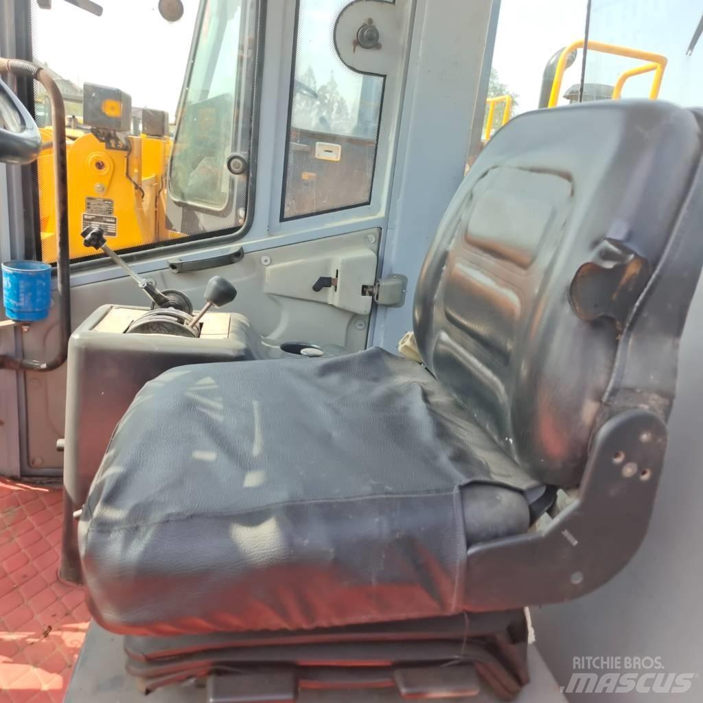 XCMG XS263J 싱글 드럼 롤러