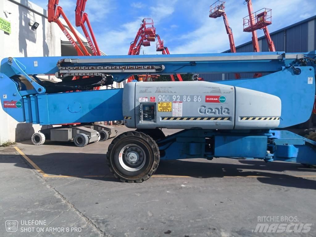 Genie Z 135/70 관절형 전동이동 리프트