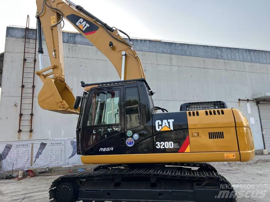 CAT 320D2 중형굴삭기 7톤-28톤