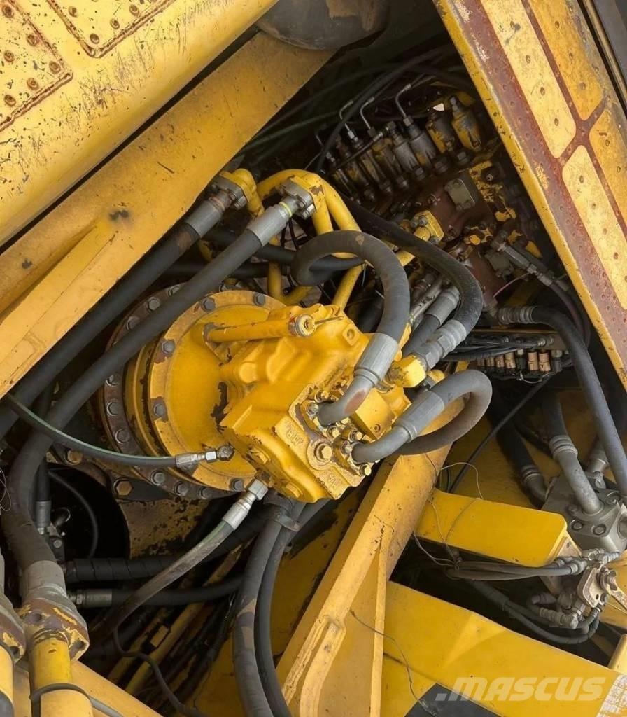 Komatsu PC 450 LC-8 대형 굴삭기 29톤 이상