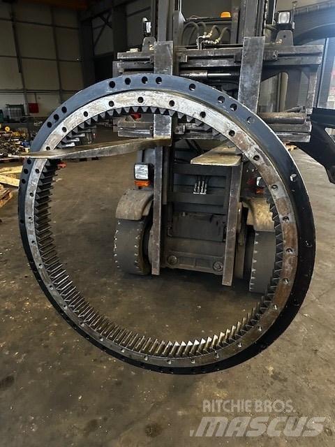 CAT M 316 BEARING 섀시 및 서스펜션