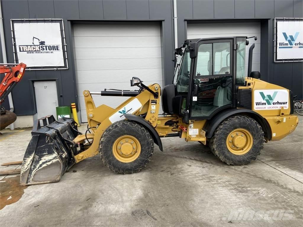 CAT 906M (7164) 다목적 로더