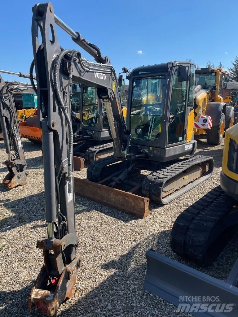 Volvo ECR50D 소형 굴삭기 7톤 미만