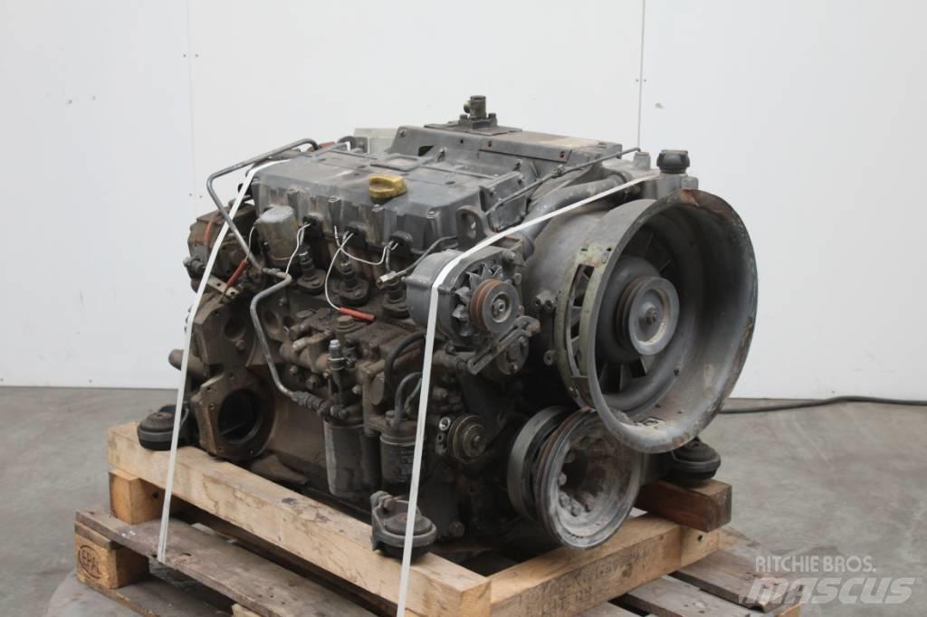 Deutz BF4M1012 엔진