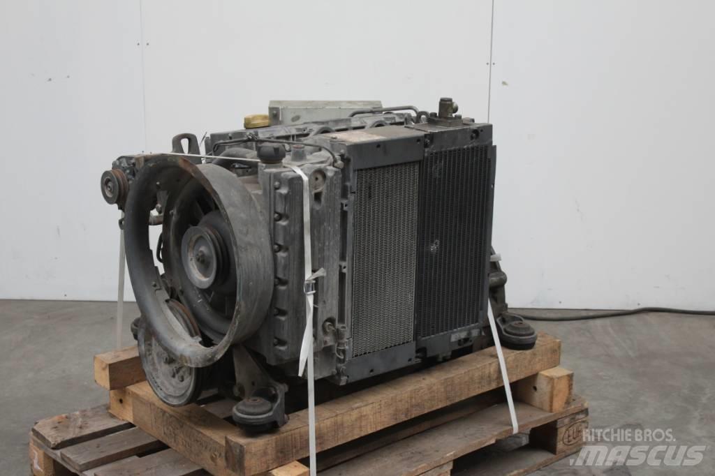 Deutz BF4M1012 엔진