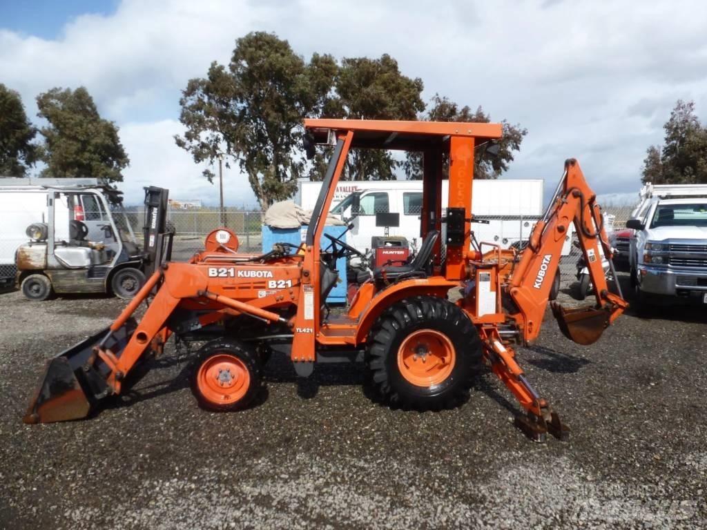 Kubota B 21 백호로더