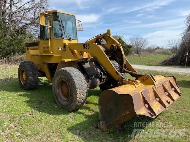 CAT 936  휠로우더