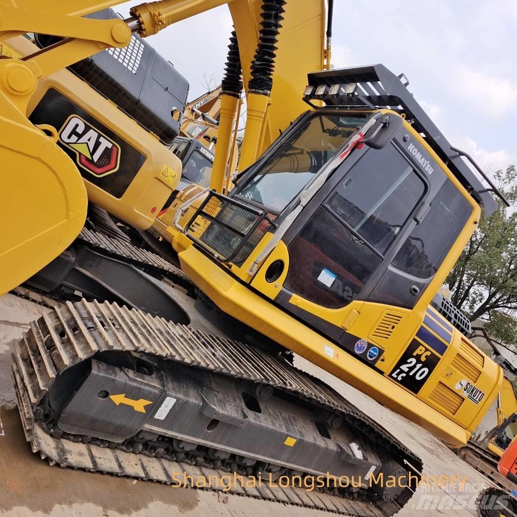 Komatsu PC 210-8 대형 굴삭기 29톤 이상