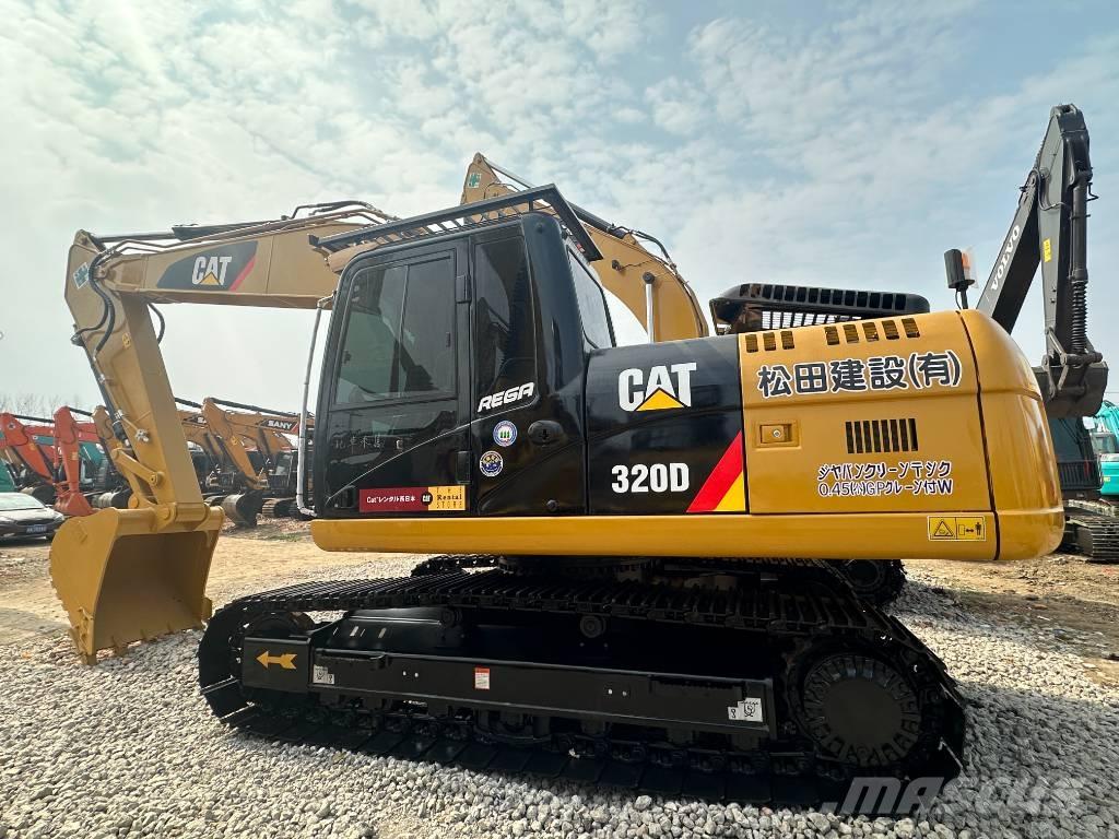 CAT 320D2L 대형 굴삭기 29톤 이상