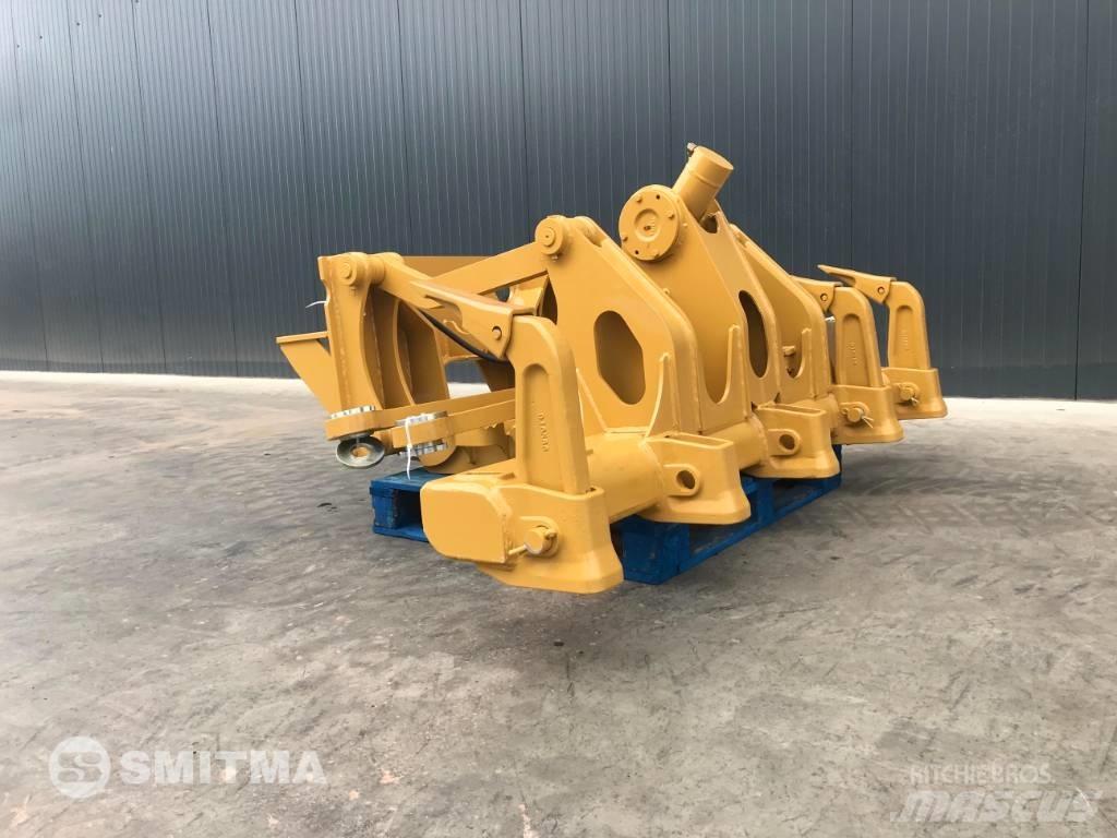 CAT 160M3 스크레퍼