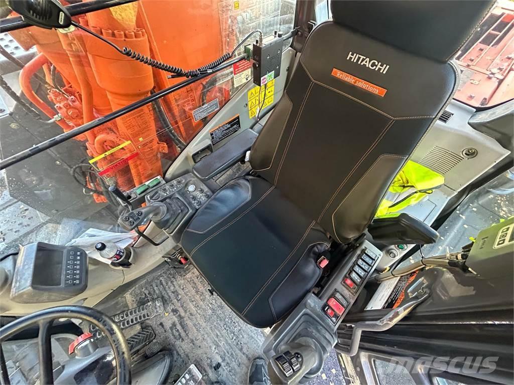 Hitachi ZX 170W-3  휠 굴삭기