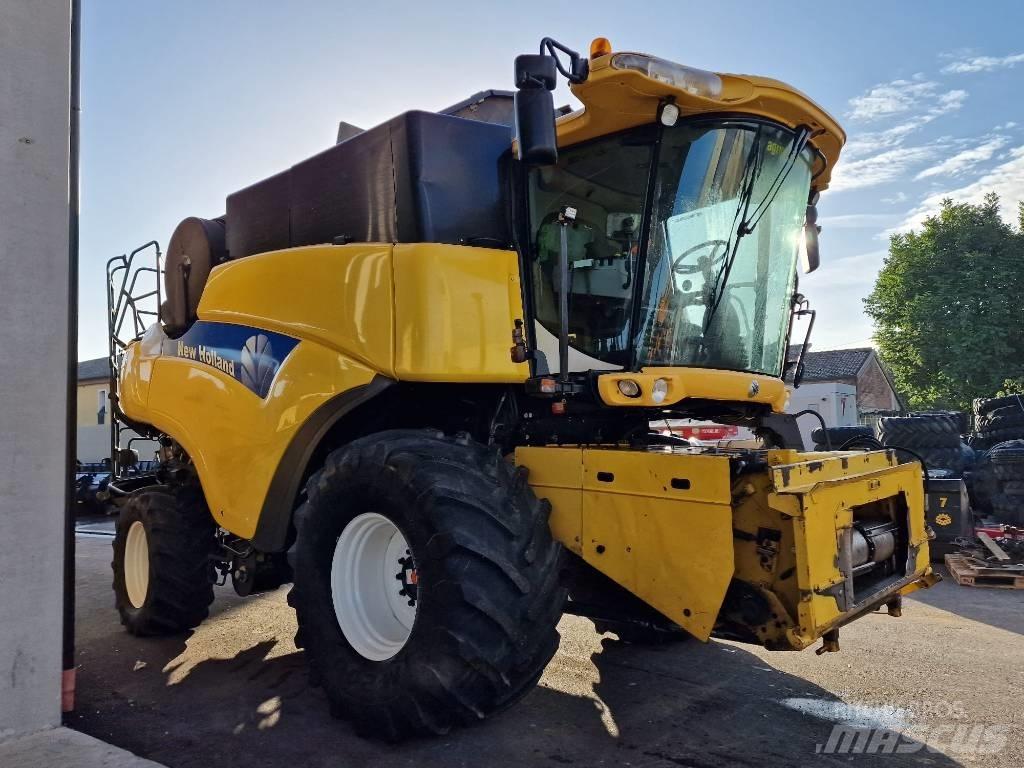 New Holland CR 9060 콤바인 수확기