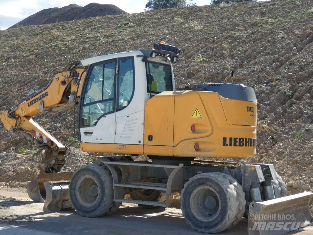 Liebherr A 912  휠 굴삭기