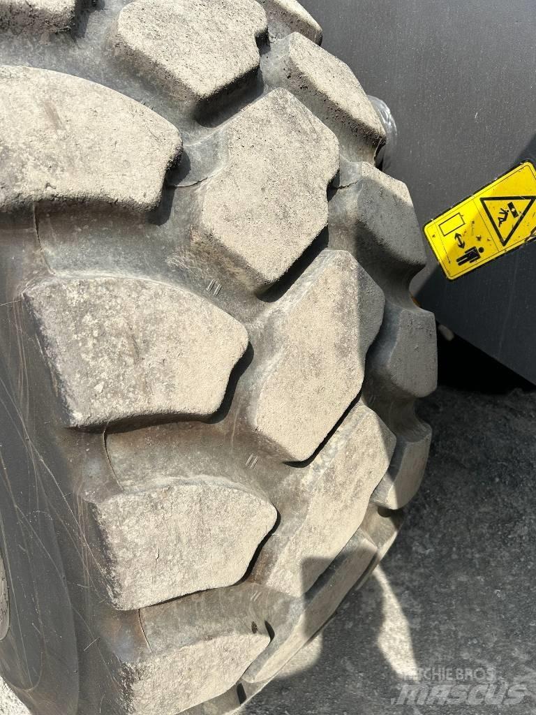 Volvo l150h  휠로우더