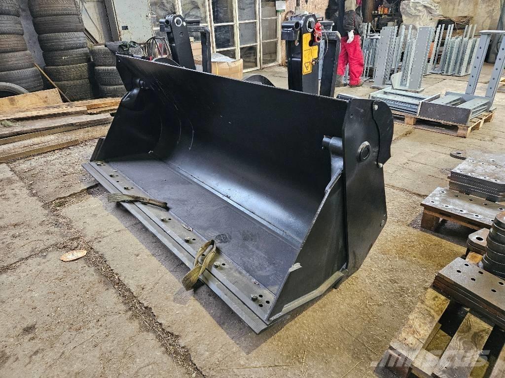 JCB 4 CX 버켓