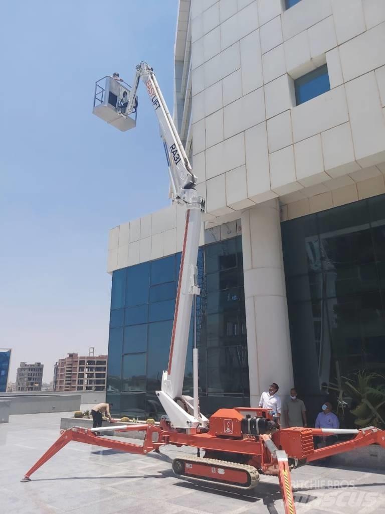 EasyLift RA31 관절형 전동이동 리프트
