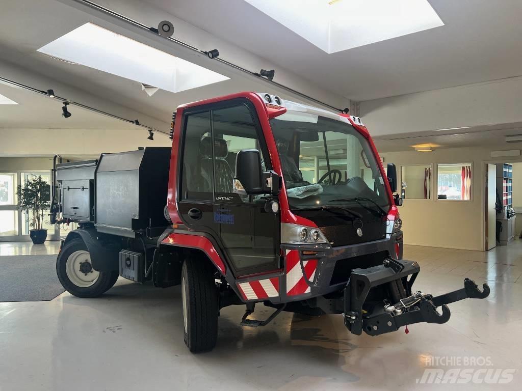 Lindner Unitrac 122 트랙터