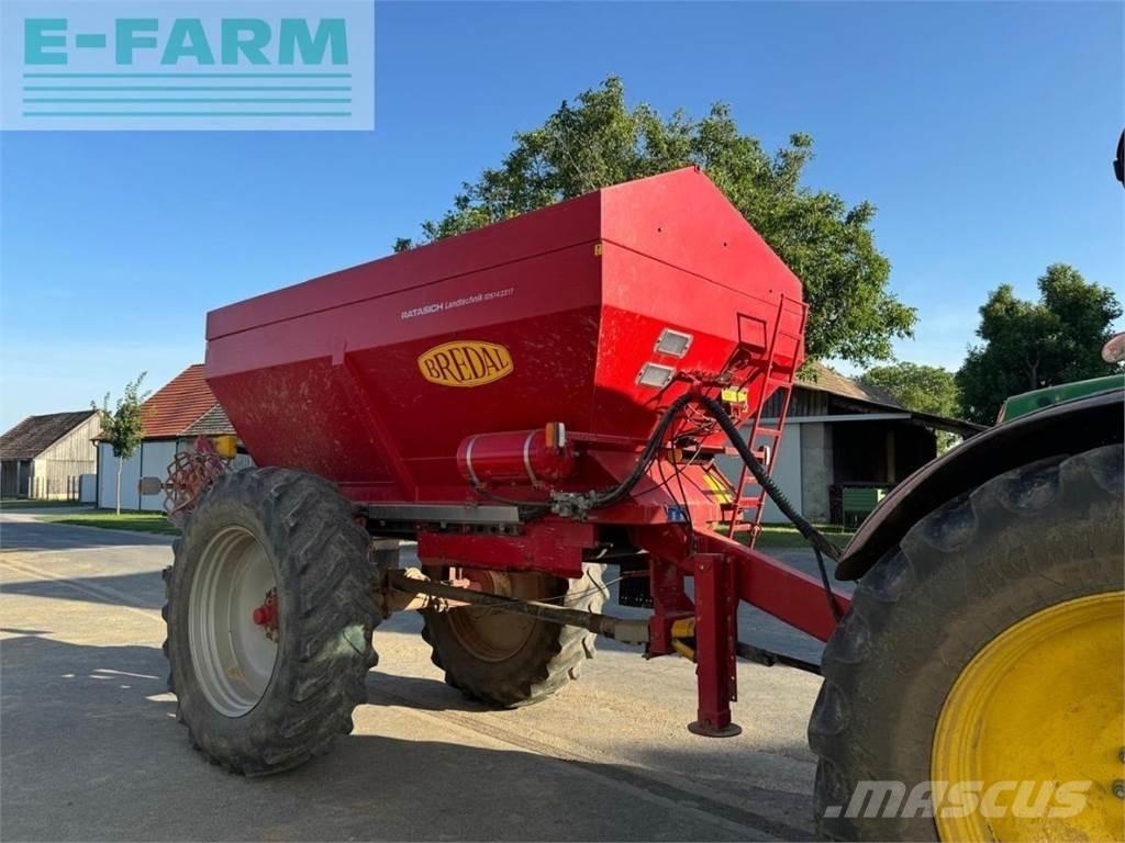 Bredal K105LB 미네랄 살포기