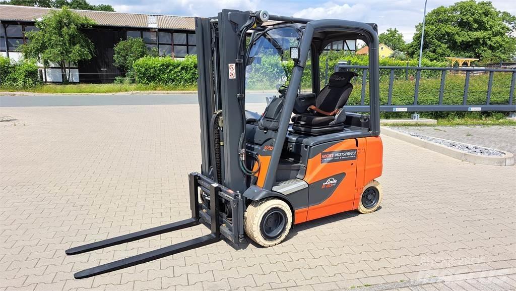 Linde E20PH-02 전동 지게차