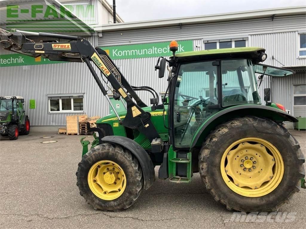 John Deere 5820 트랙터