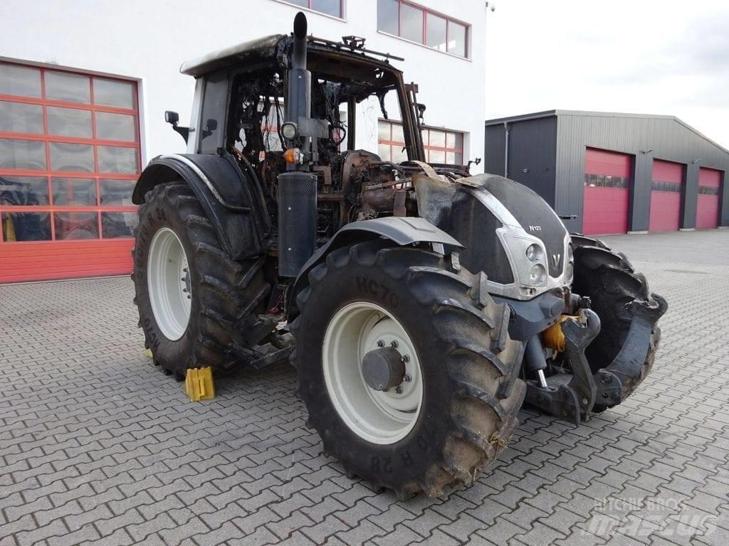Valtra N123  display 캐빈 및 인테리어