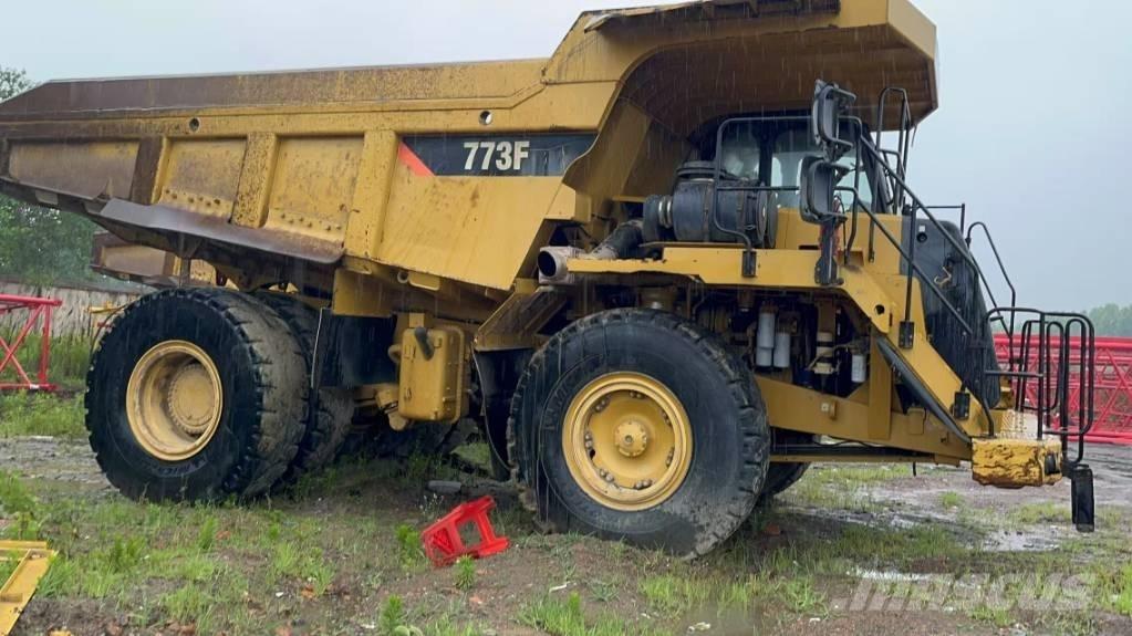 CAT 773 F 연결식 홀러