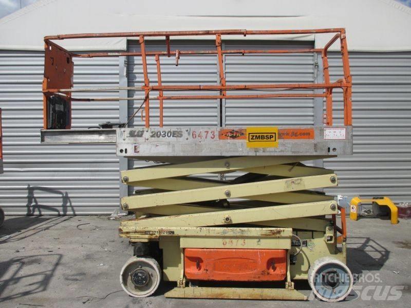 JLG 2030 ES 가위형 리프트