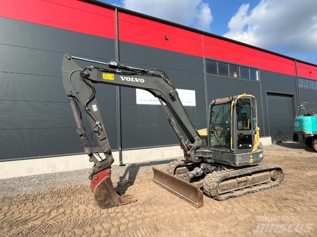 Volvo ECR 88 D 중형굴삭기 7톤-28톤