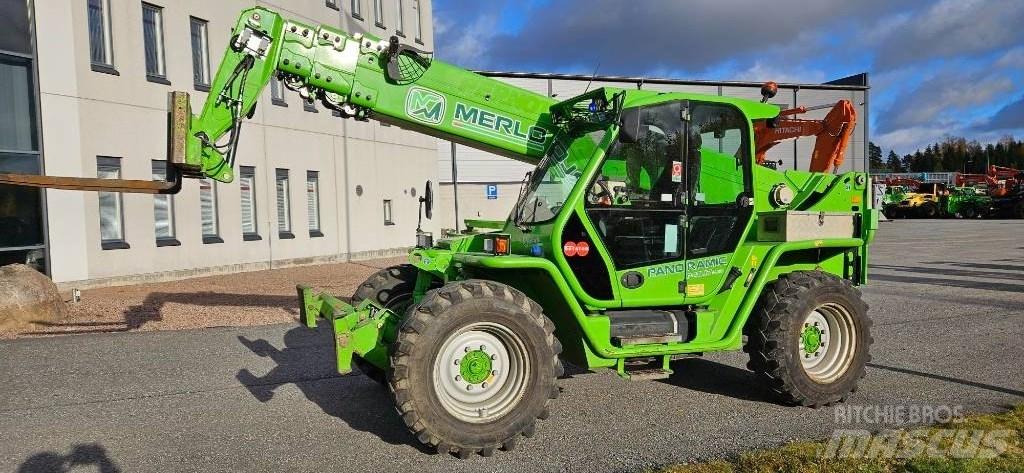 Merlo P40.17PLUS 텔러 핸들러