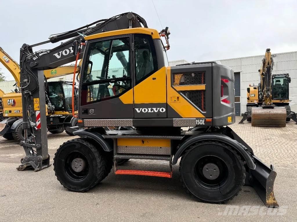 Volvo EW150  휠 굴삭기