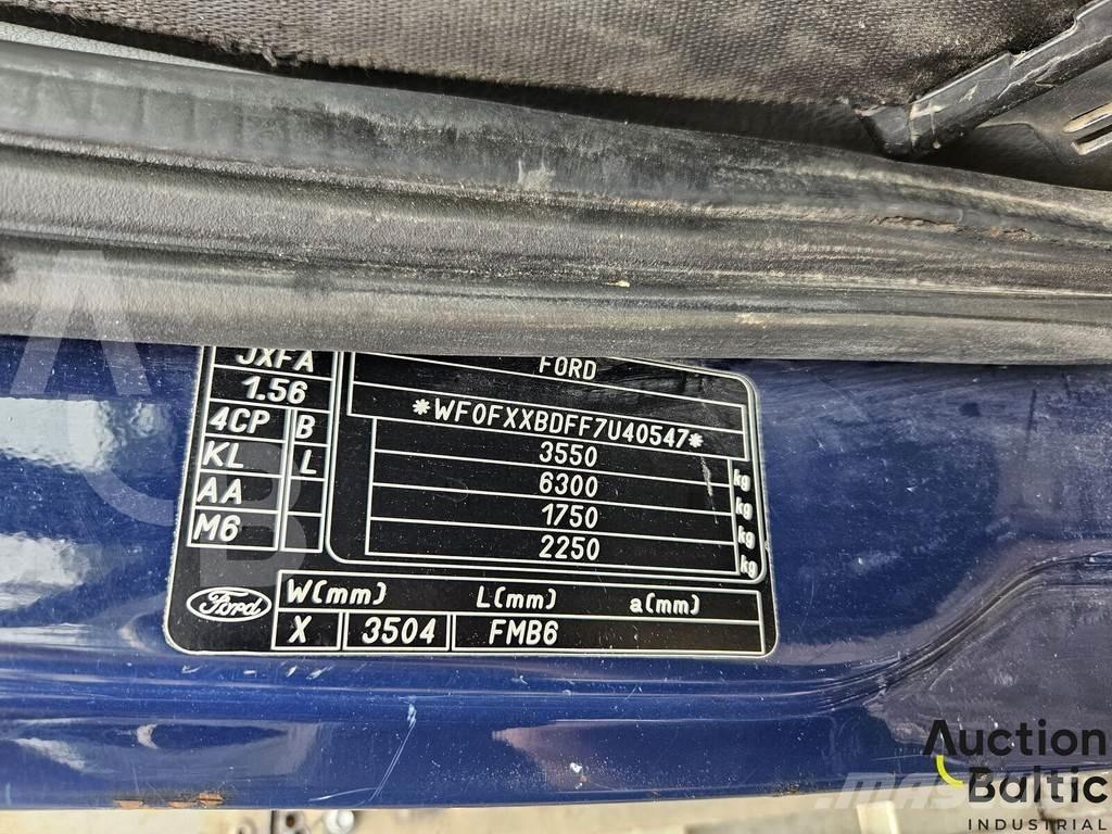 Ford Transit 티퍼 밴