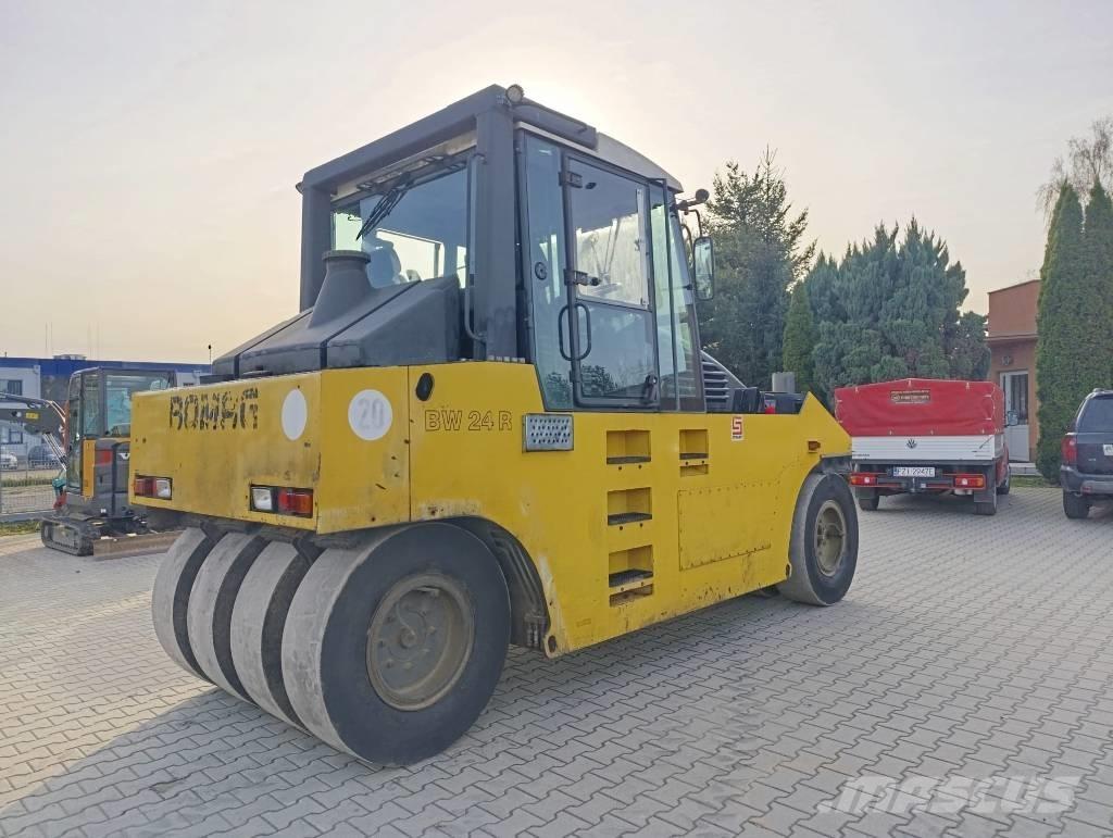 Bomag BW 24 R 공기 타이어 롤러